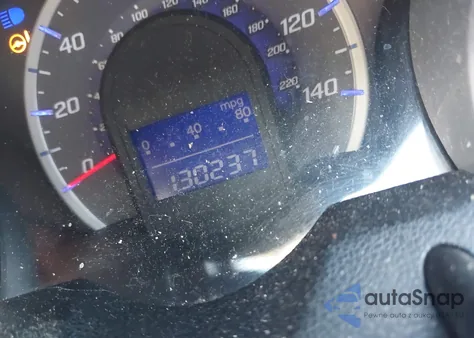 2010 Honda Fit Sport z USA, uszkodzony, nr VIN JHMGE8H42AS027694